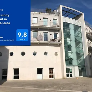 Appartement Modern Sunny In Residental Area, Venise