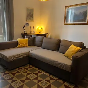 casa-caruso.catania-hotels.net/